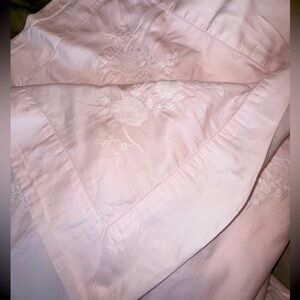 Sferra Bros. Opal Pink 4” Hemstitch embroidered F/ Queen flat sheet egypt cttn